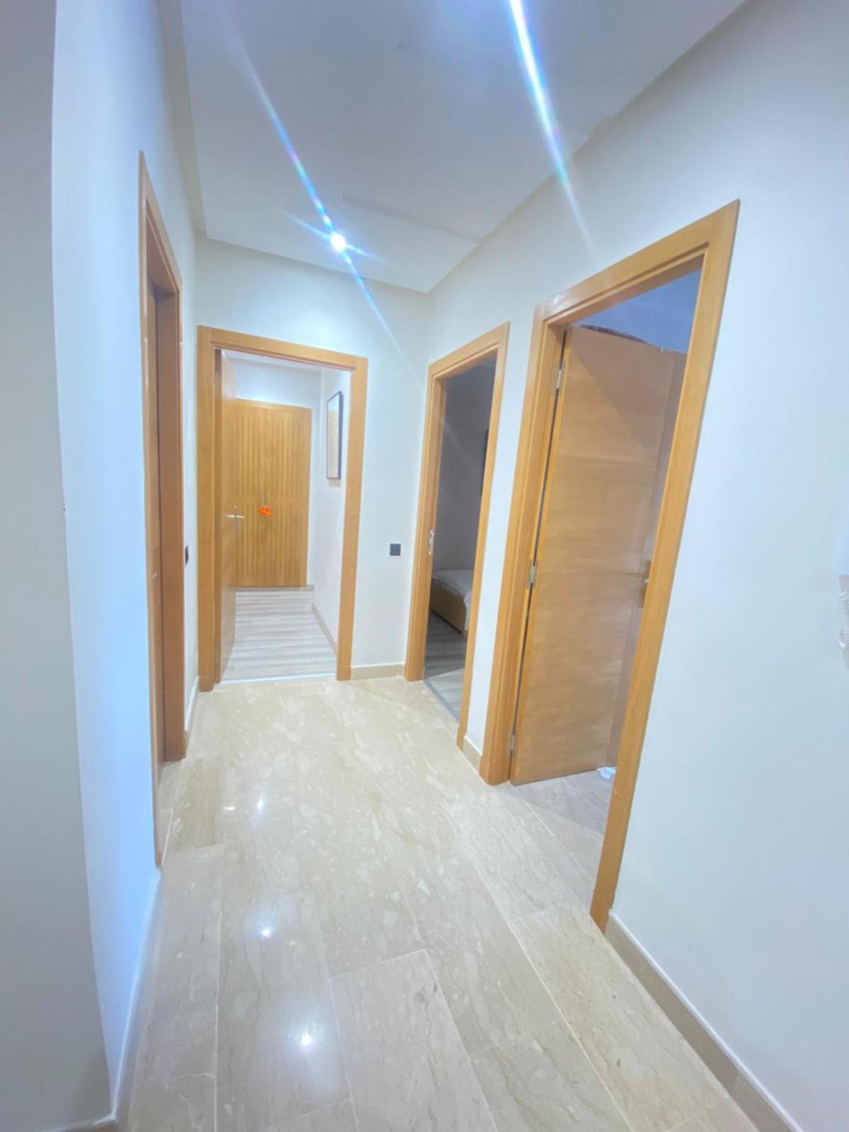 En Bord De Appartement *